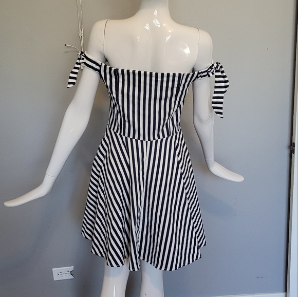 Molly Bracken Off the Shoulder Sailor Dress, VGUC, Size S - Picture 5 of 10